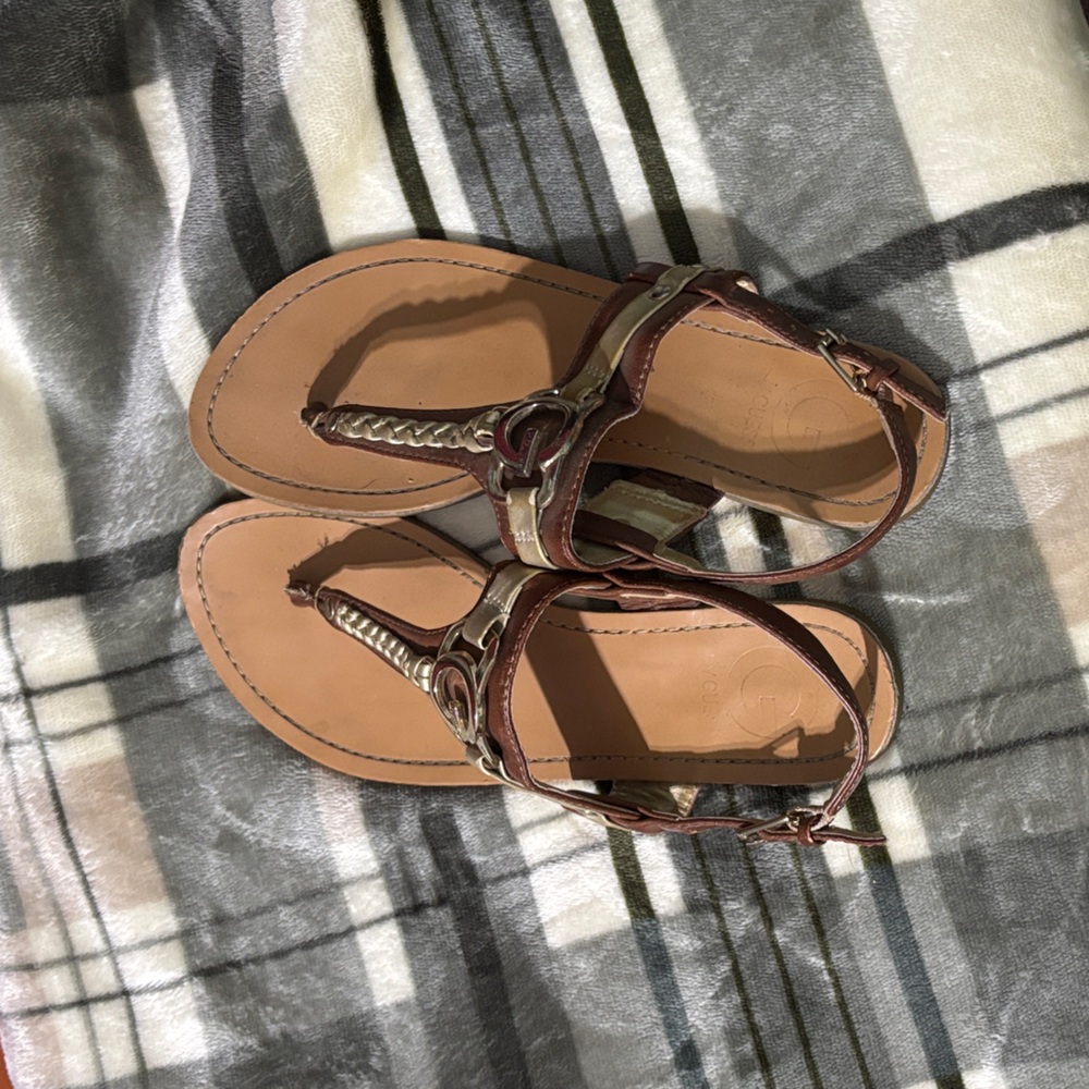 Guess Women's Sandals in Tan and Brown